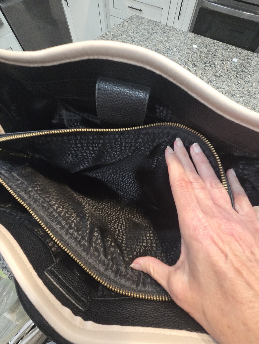 Kate Spade Ward Place Large Evangelie Tote Pebbled Leather - Picture 11 of 16